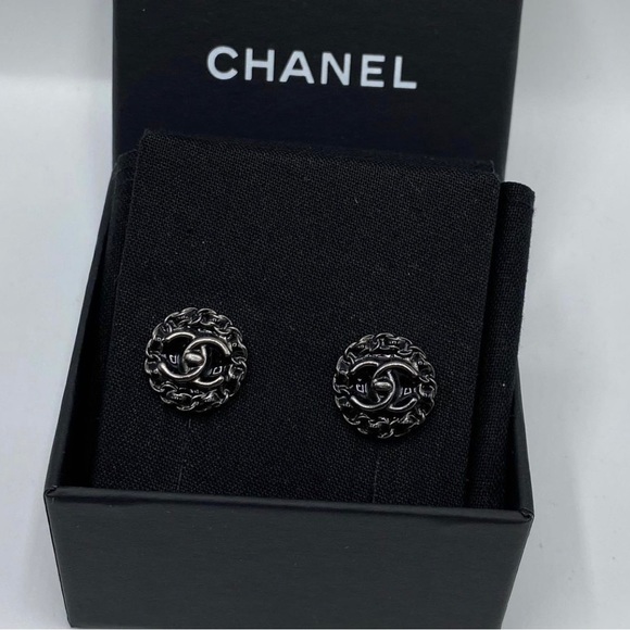 CHANEL Jewelry - Chanel earrings